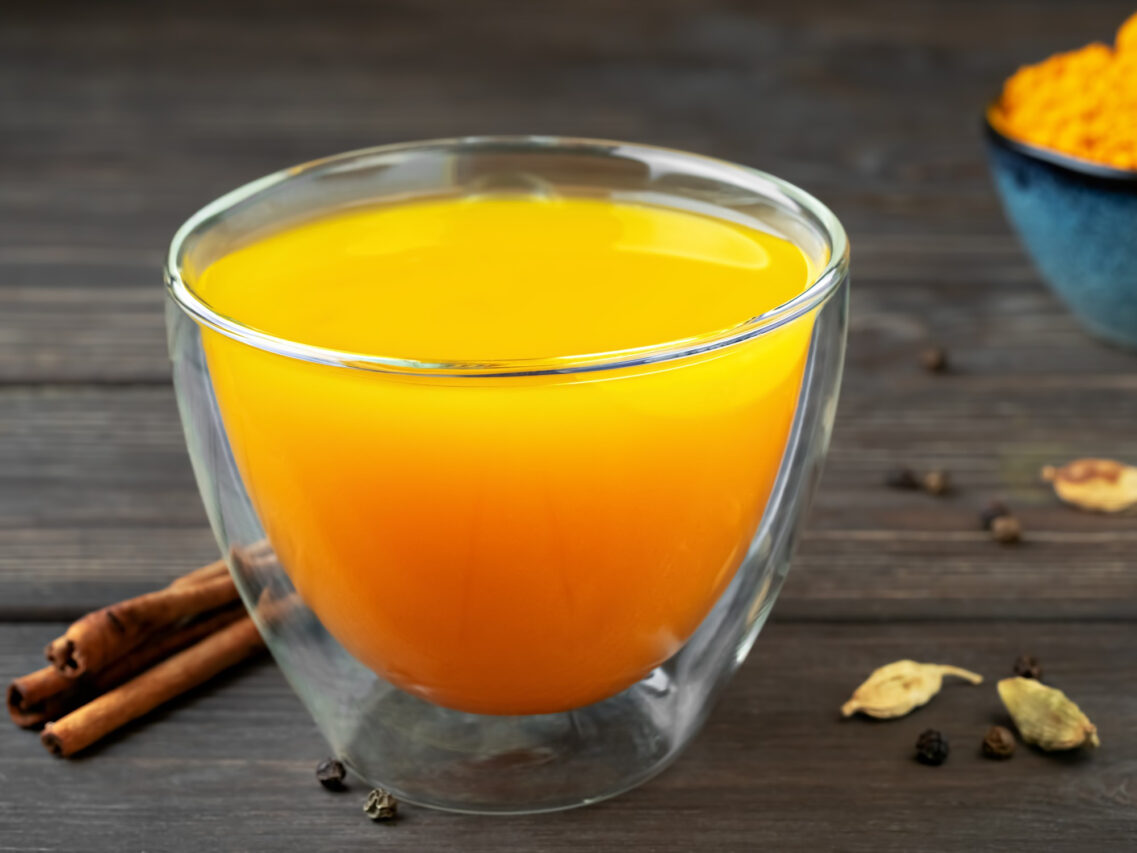 Goodness of Ghee : नुरानी चेहरा पाने का आसान तरीका है देसी घी 1 Goodness of Ghee : नुरानी चेहरा पाने का आसान तरीका है देसी घी