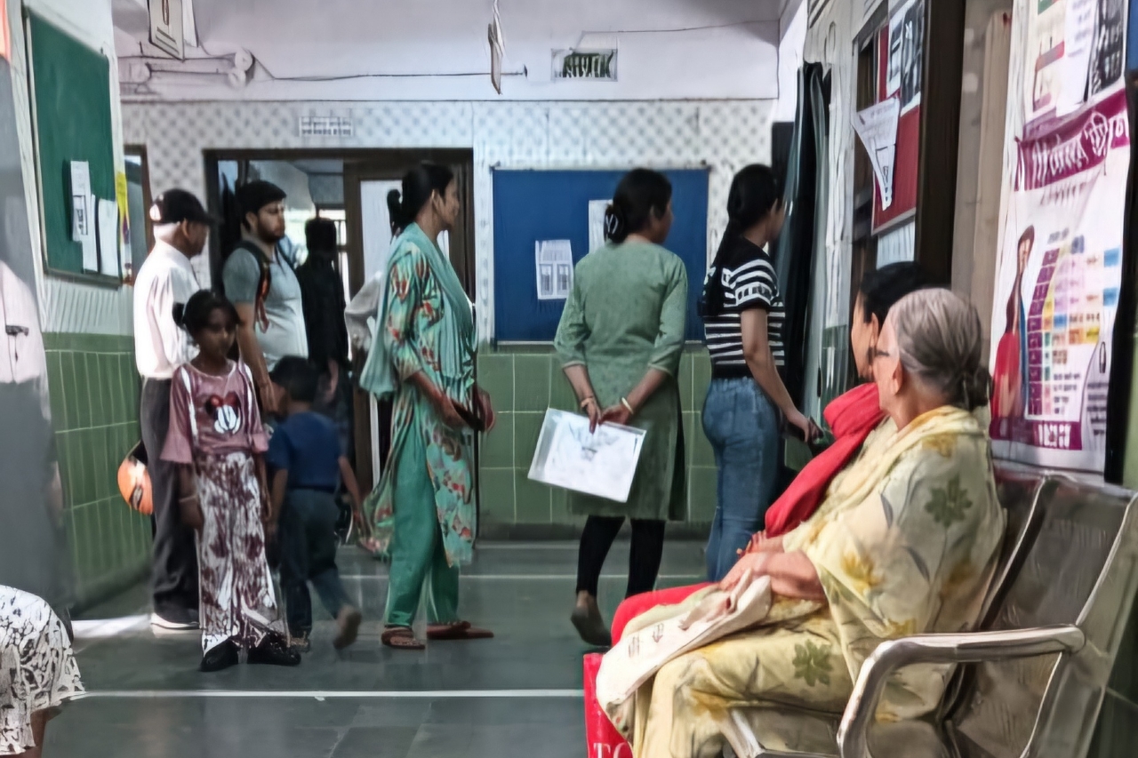 CGHS : सीजीएचएस सर्वर ठप, सैंकडो मरीज परेशान 1 CGHS : सीजीएचएस सर्वर ठप, सैंकडो मरीज परेशान