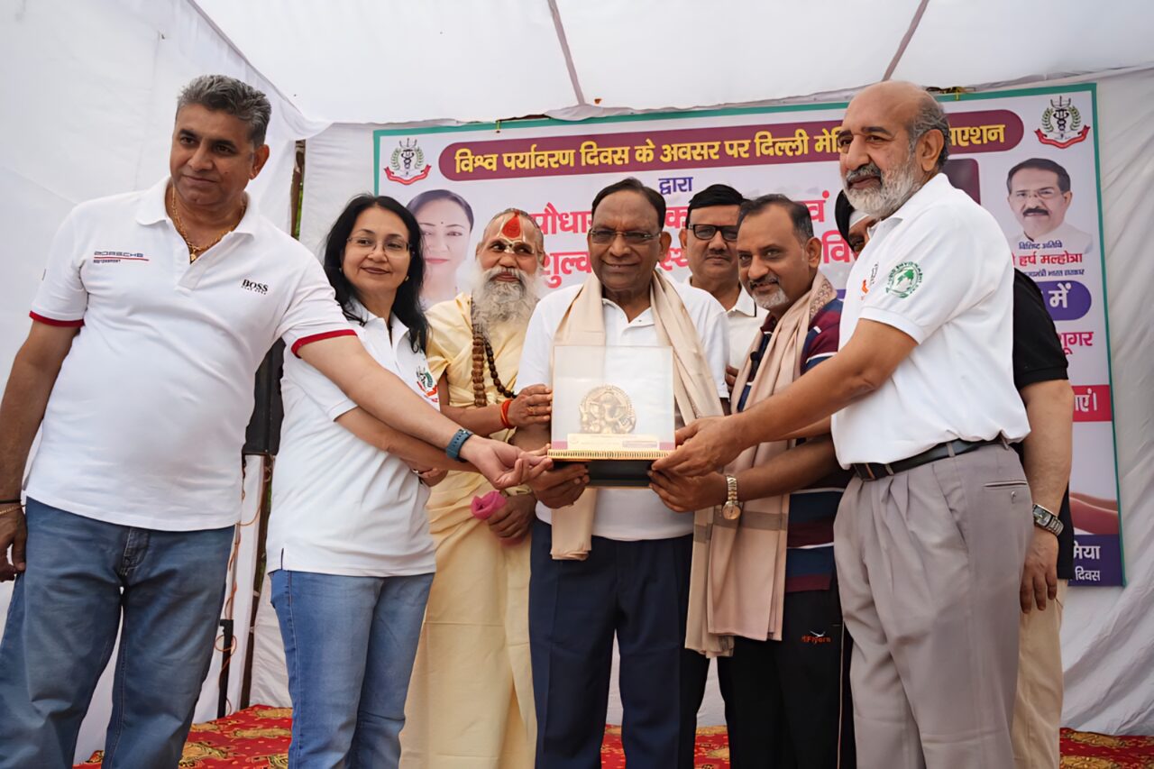 World Environment Day Delhi 2025: DMA का जागरूकता अभियान, मुफ्त स्वास्थ्य शिविर और तिरंगा यात्रा 2 World Environment Day Delhi 2025: DMA का जागरूकता अभियान, मुफ्त स्वास्थ्य शिविर और तिरंगा यात्रा